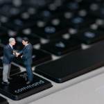 新入社員の歓迎会の挨拶で上司に好かれるスピーチと自己紹介の例文