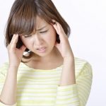 梅雨の頭痛の対処法と原因は?めまいや吐き気や肩こりにも効くツボ