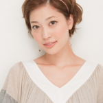 梅雨の髪型ショートの編み込み・まとめ髪の崩れない簡単ヘアアレンジ