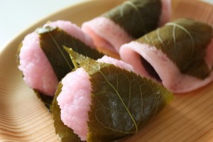 sakuramochi-leaves